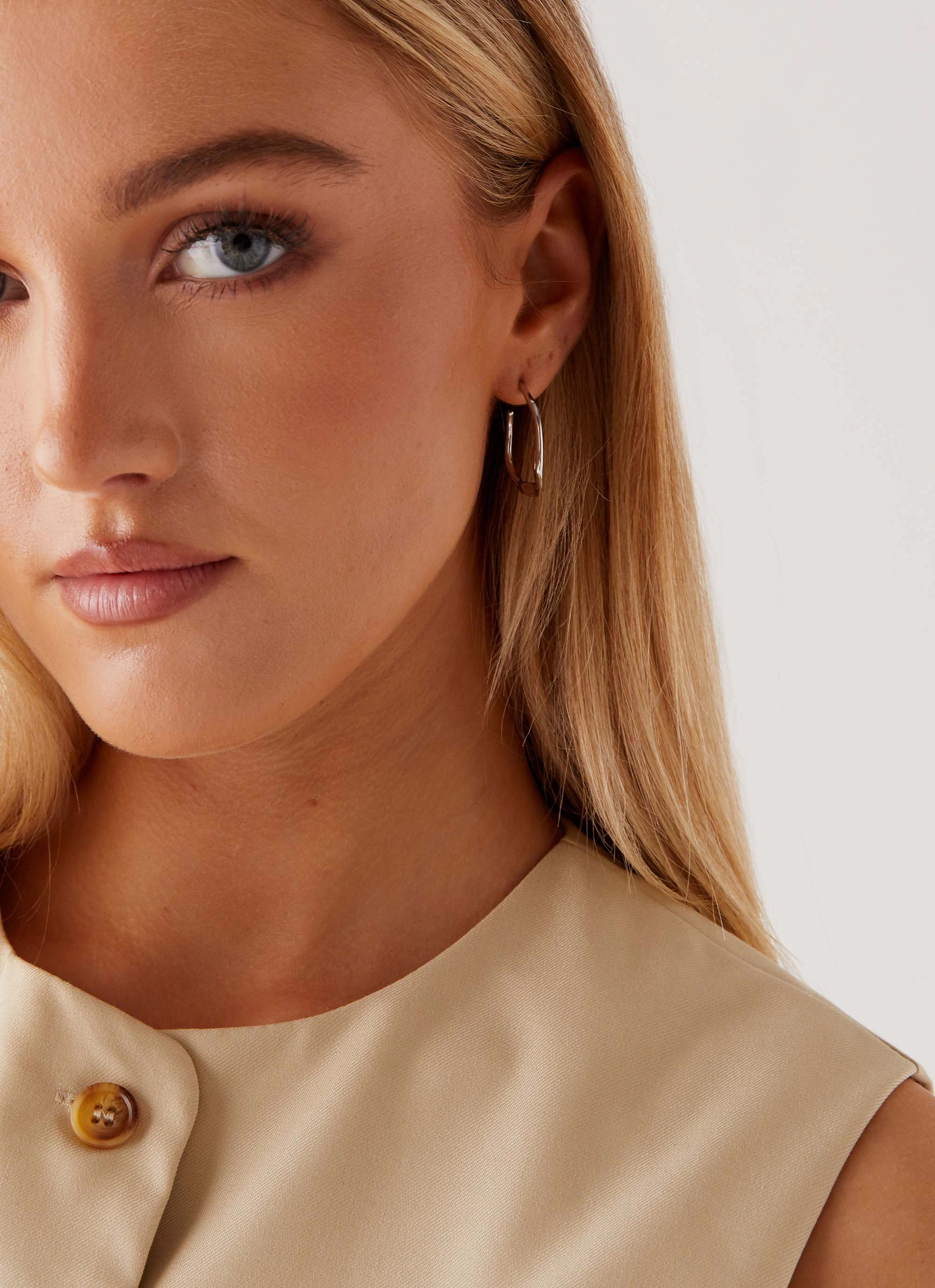 Etta Hoop Earrings - Silver