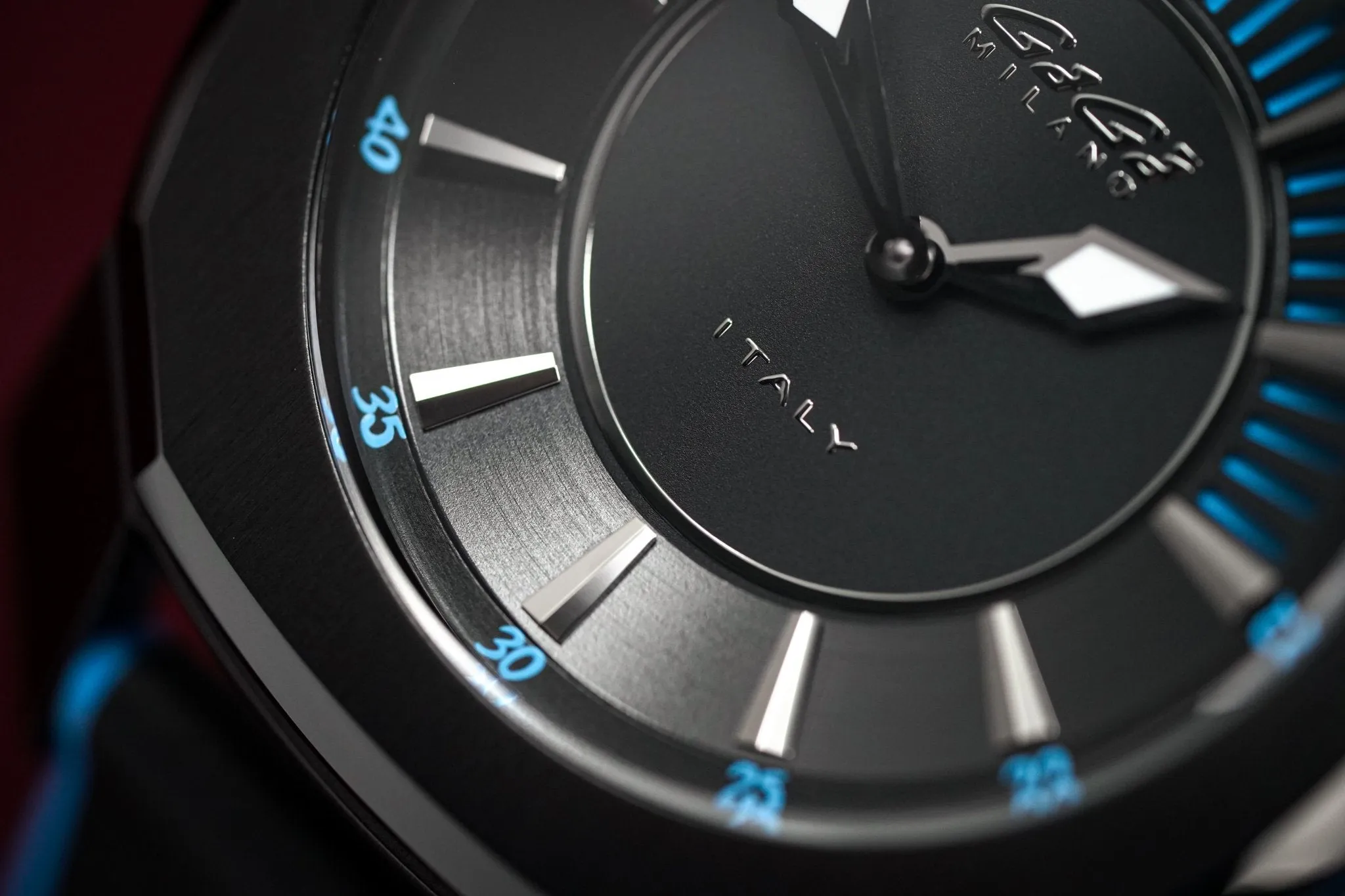 Gaga Milano Watch Frame_One Black PVD 7052.02