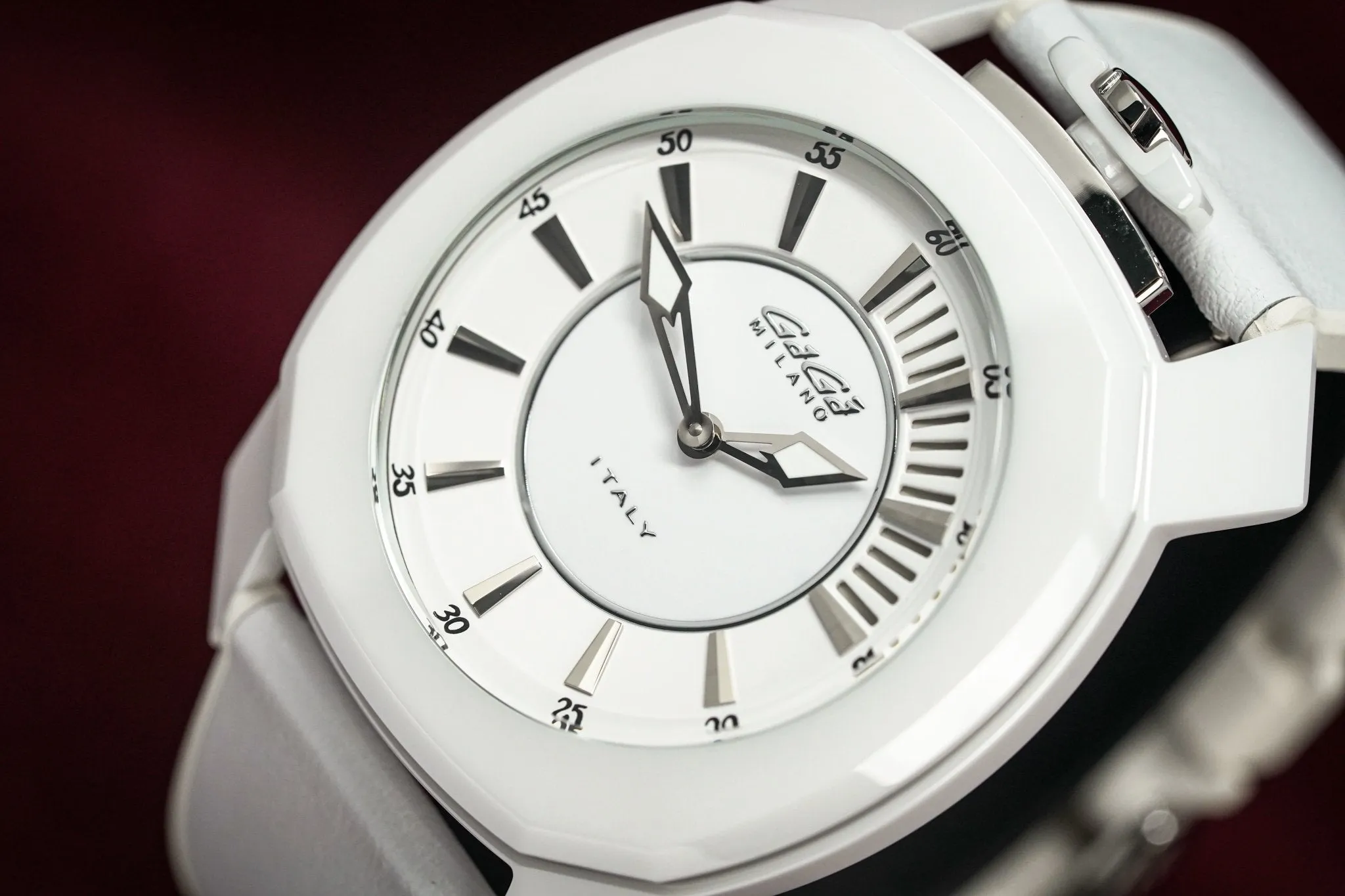 Gaga Milano Watch Frame_One White Ceramic 7250.01