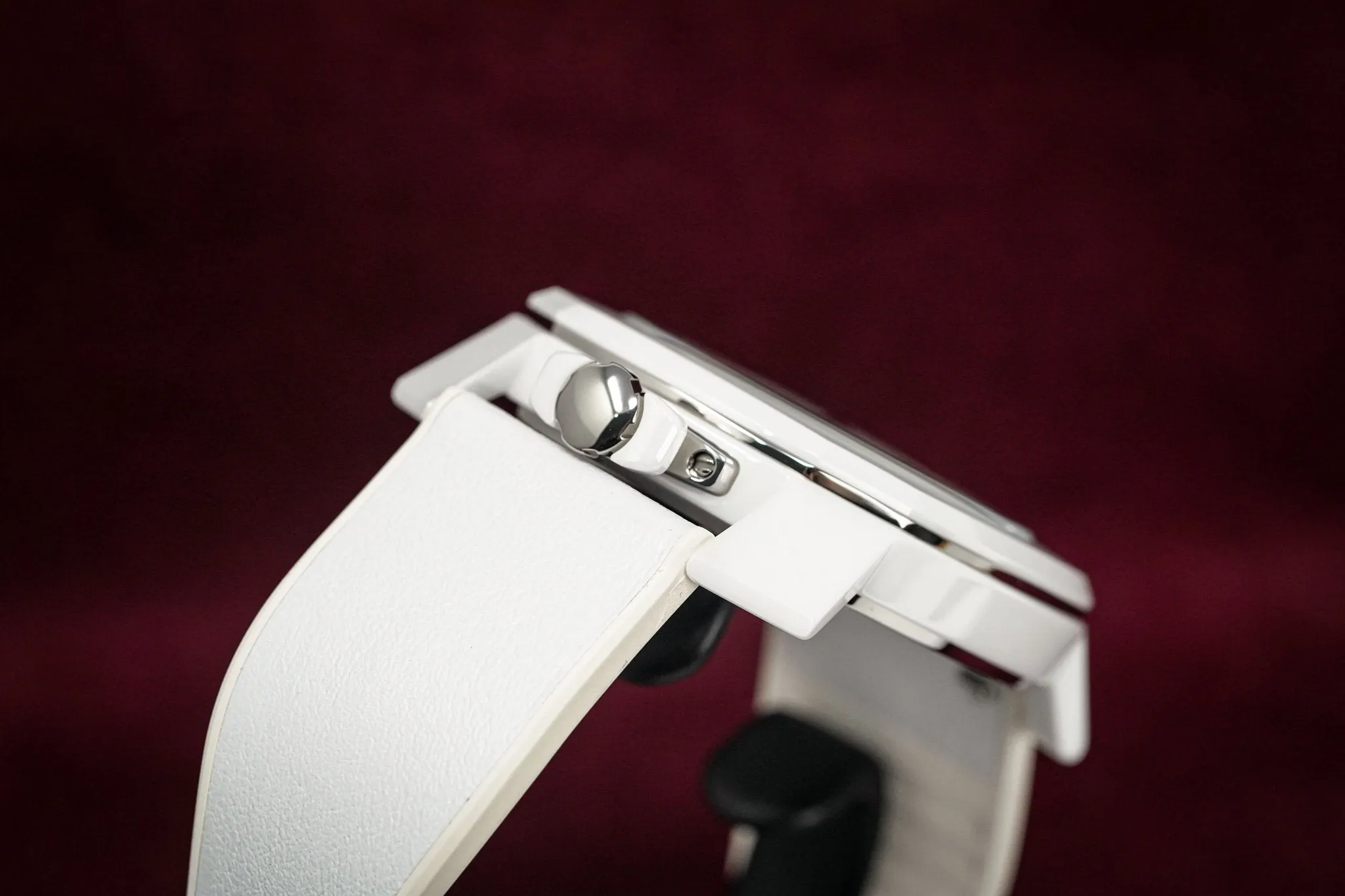 Gaga Milano Watch Frame_One White Ceramic 7250.01