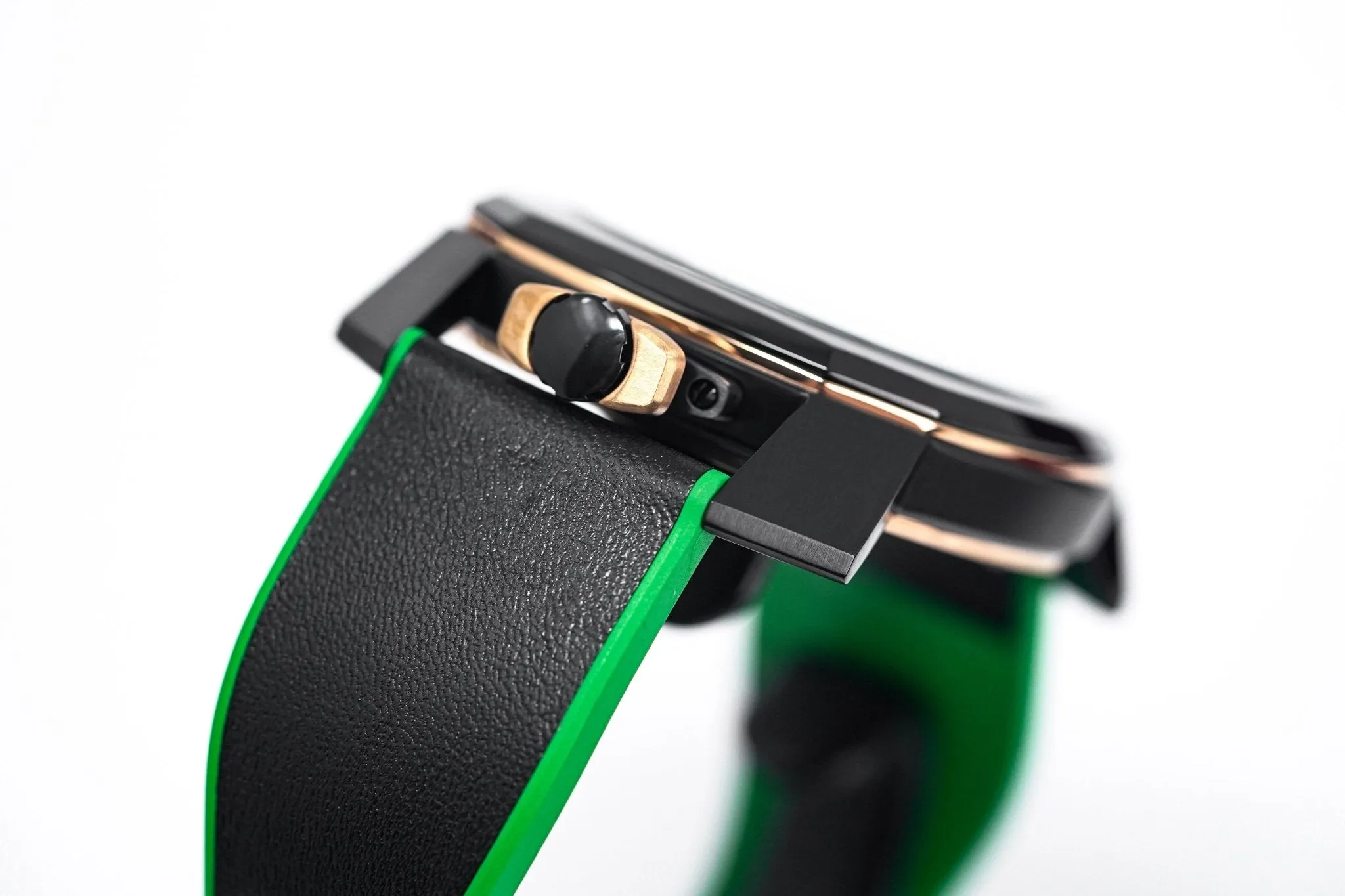 Gaga Milano Watch Frame_One x Nadine Kanso Limited Edition 7052.AR01