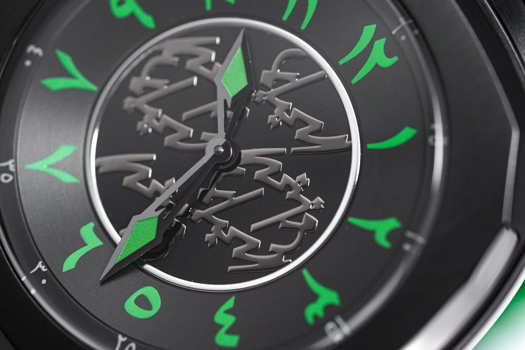 Gaga Milano Watch Frame_One x Nadine Kanso Limited Edition 7052.AR01