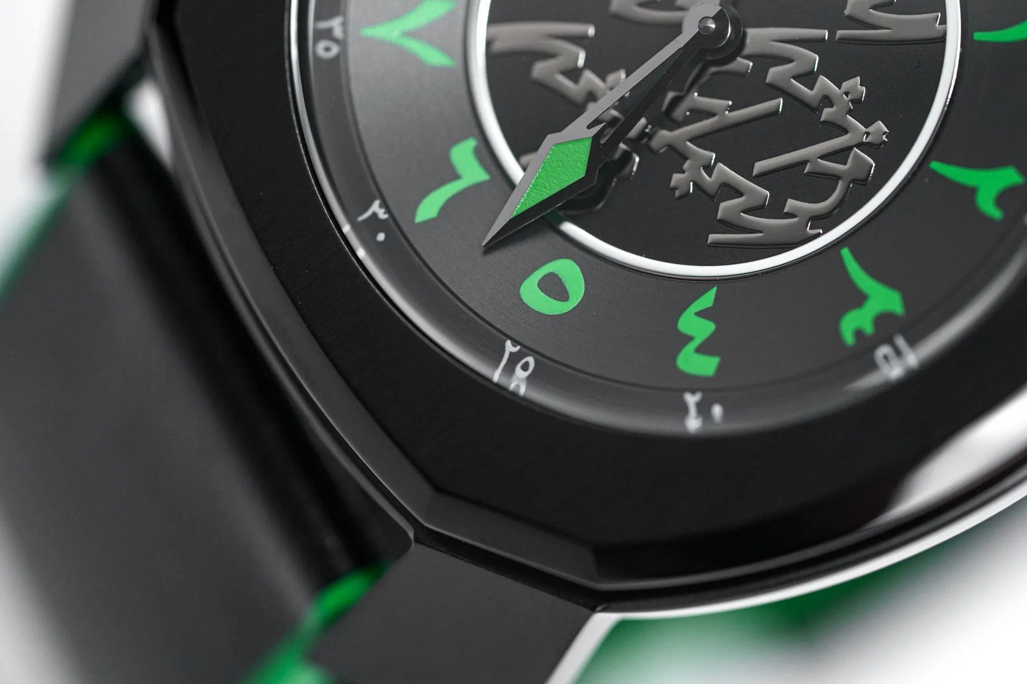 Gaga Milano Watch Frame_One x Nadine Kanso Limited Edition 7052.AR01