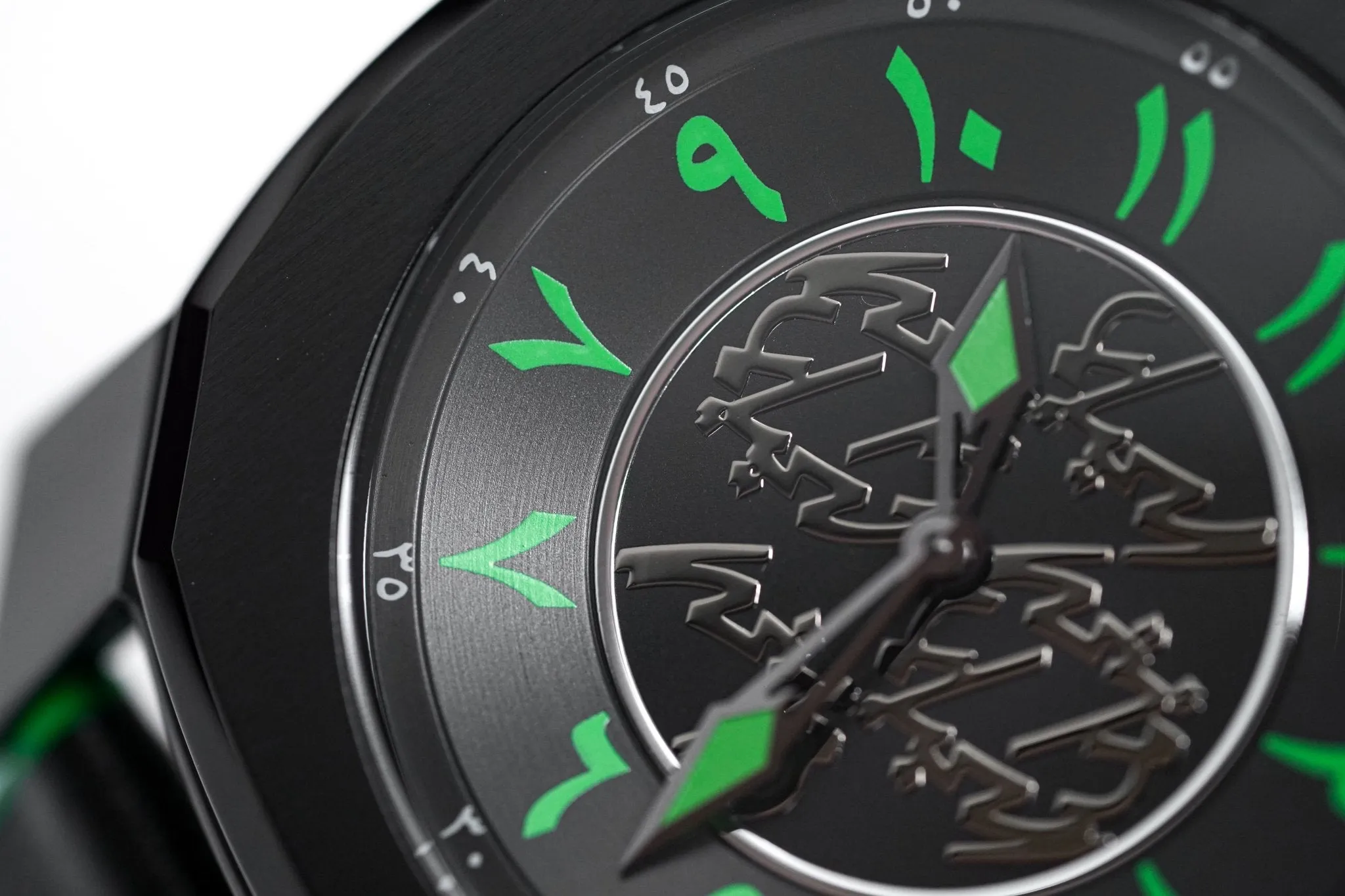 Gaga Milano Watch Frame_One x Nadine Kanso Limited Edition 7052.AR01