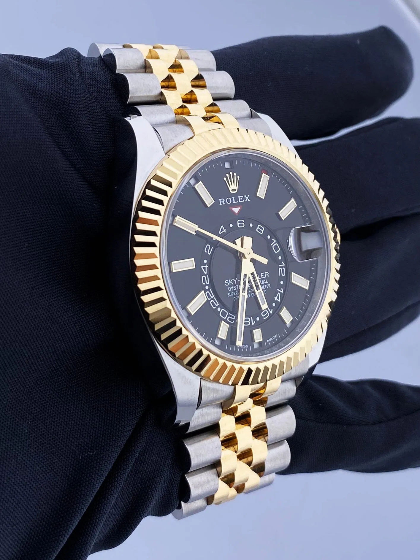 Rolex Sky-Dweller 326933 Black Dial Mens Watch Box Papers