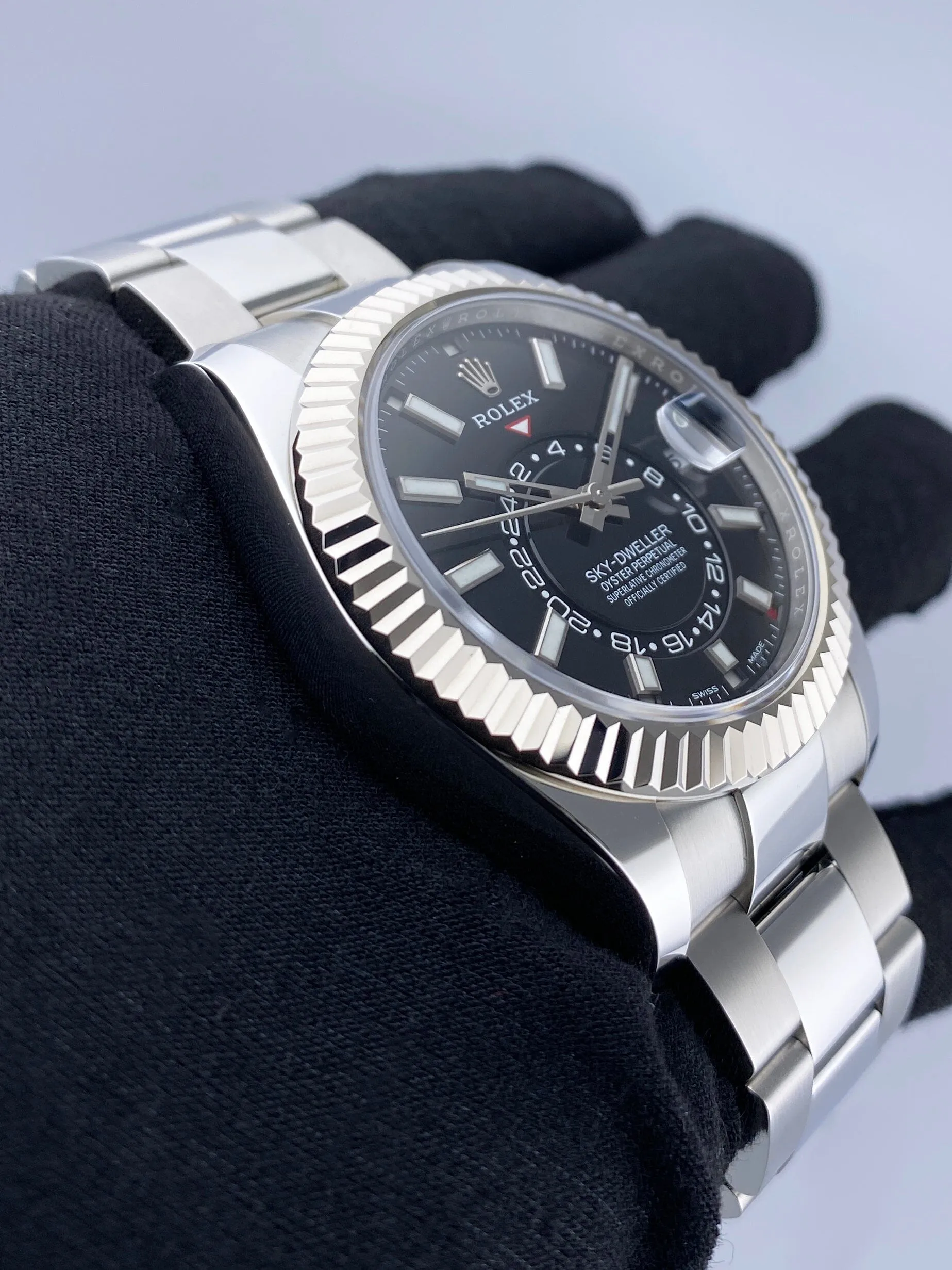 Rolex Sky-Dweller 326934 Black Dial Mens Watch Box Papers