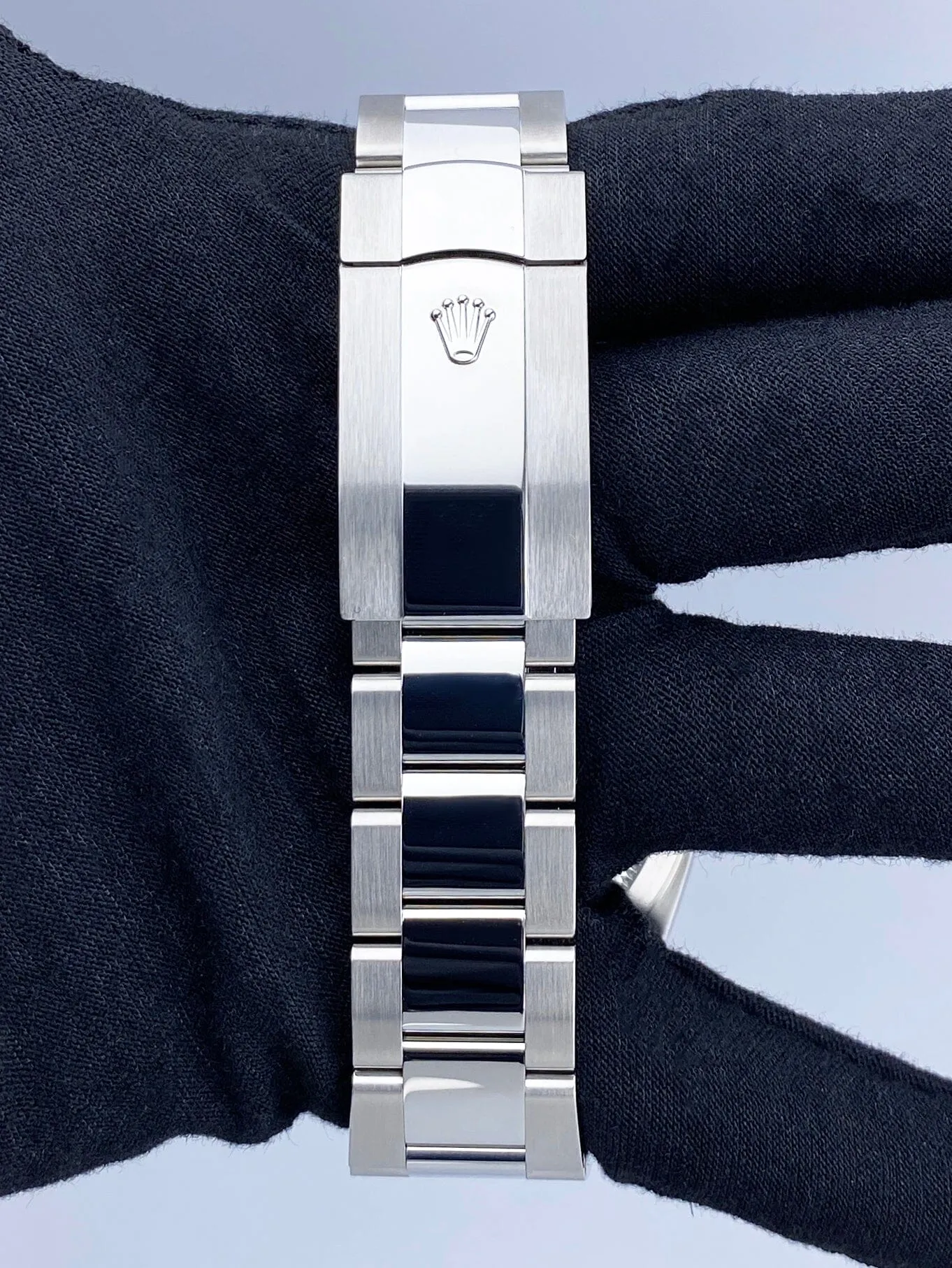 Rolex Sky-Dweller 326934 Black Dial Mens Watch Box Papers