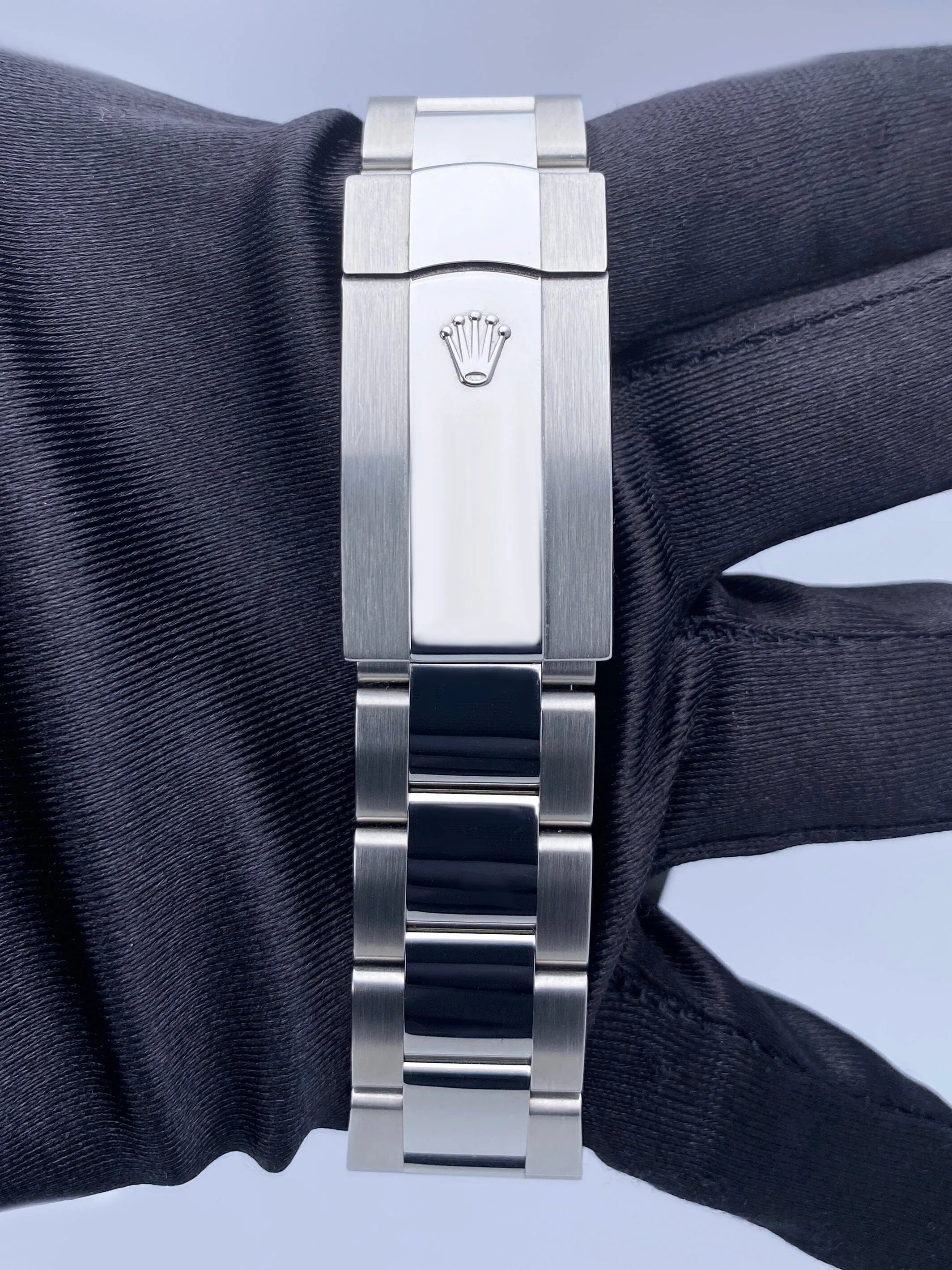 Rolex Sky-Dweller 326934 White Dial Steel White Gold Mens Watch