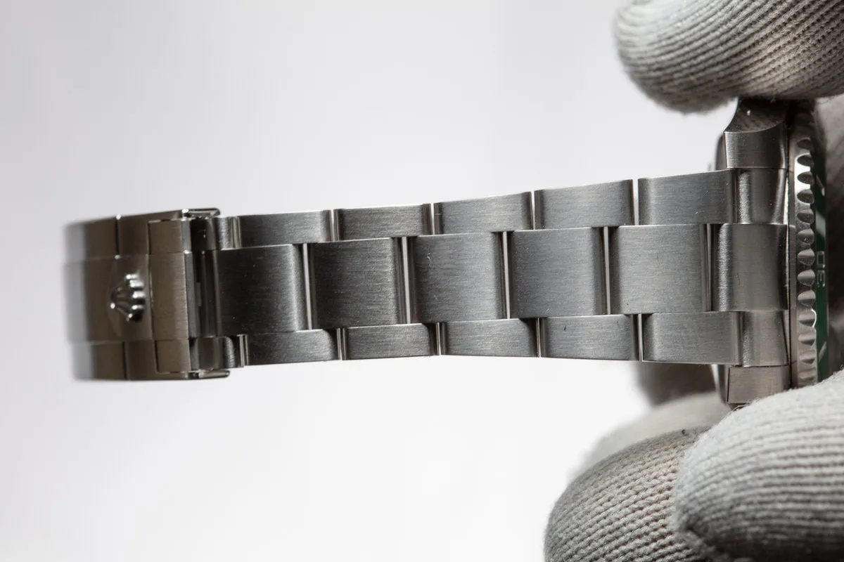 Rolex Submariner 116610LV "Hulk"