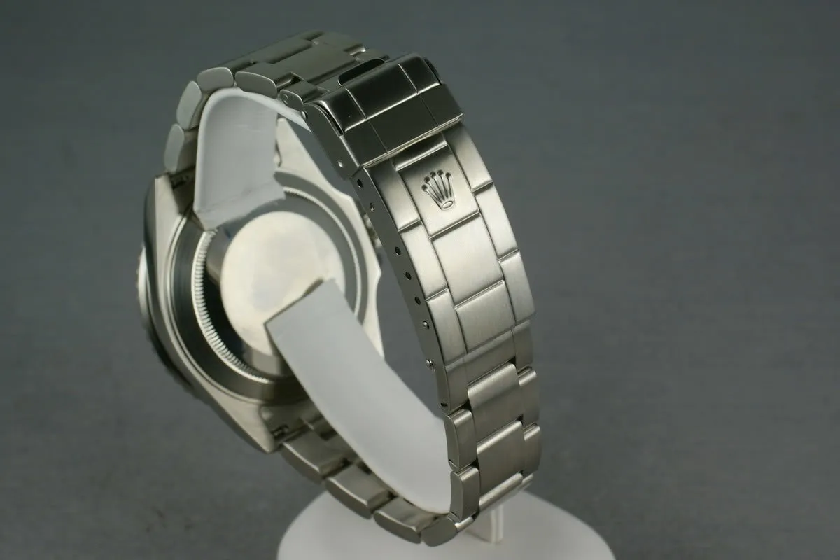 Rolex Submariner 16610 Box and Papers M serial