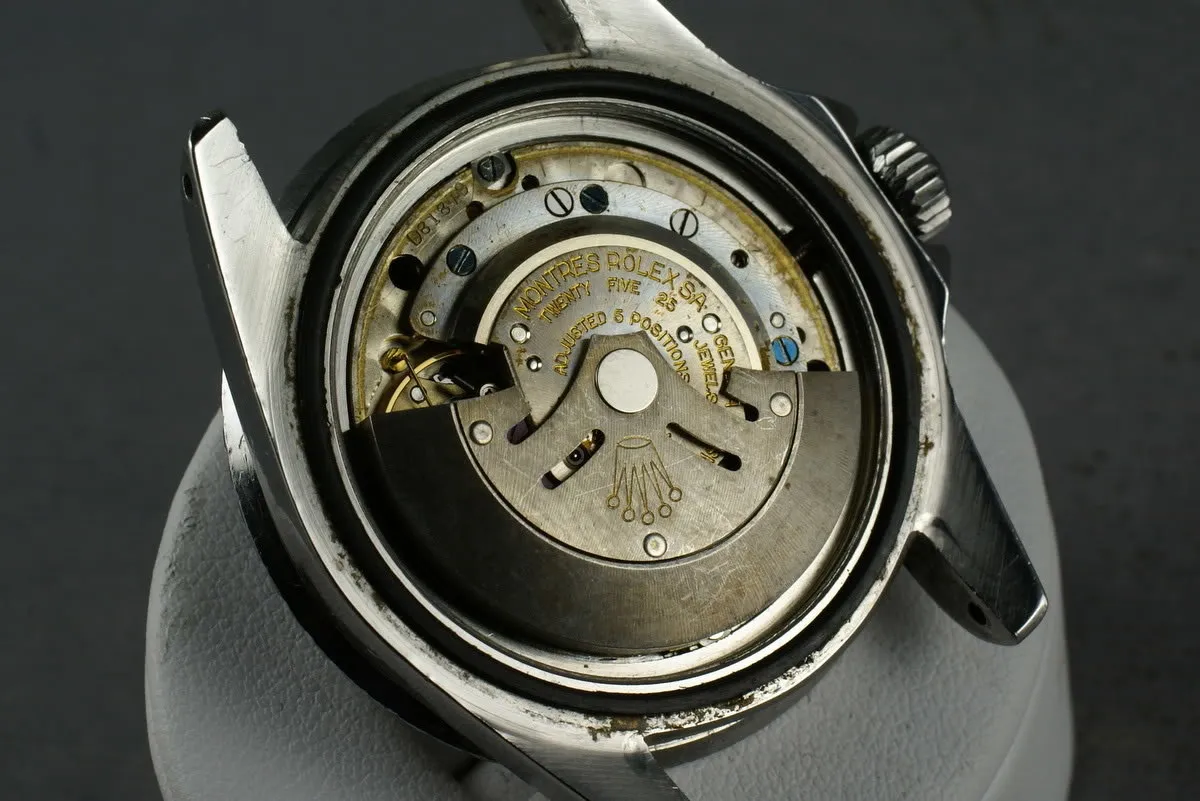 Rolex Submariner  5512 PCG with beautiful 4 line 2 color chapter ring