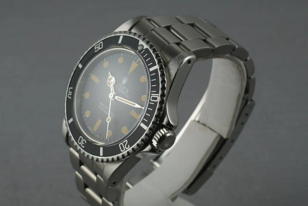 Rolex Submariner  5513 with orange creamy colored lume