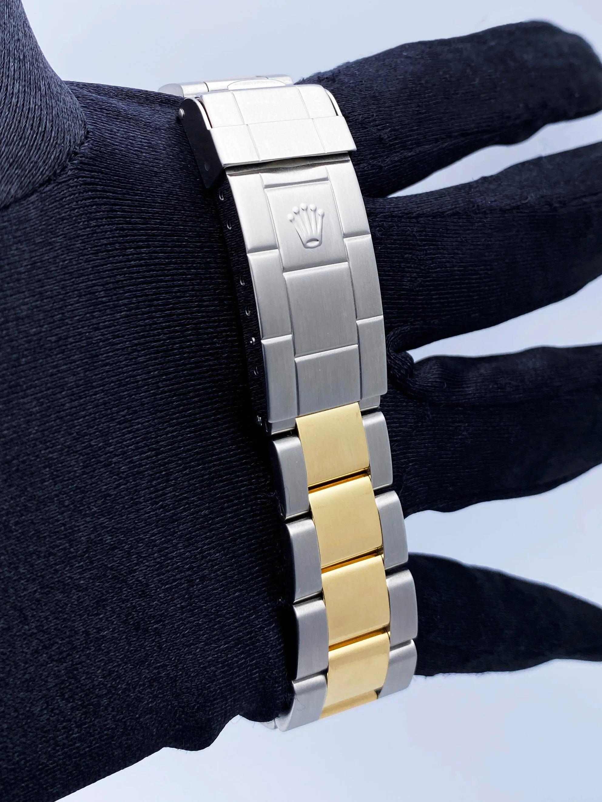 Rolex Submariner Date 16613 Serti Silver Dial Mens Watch