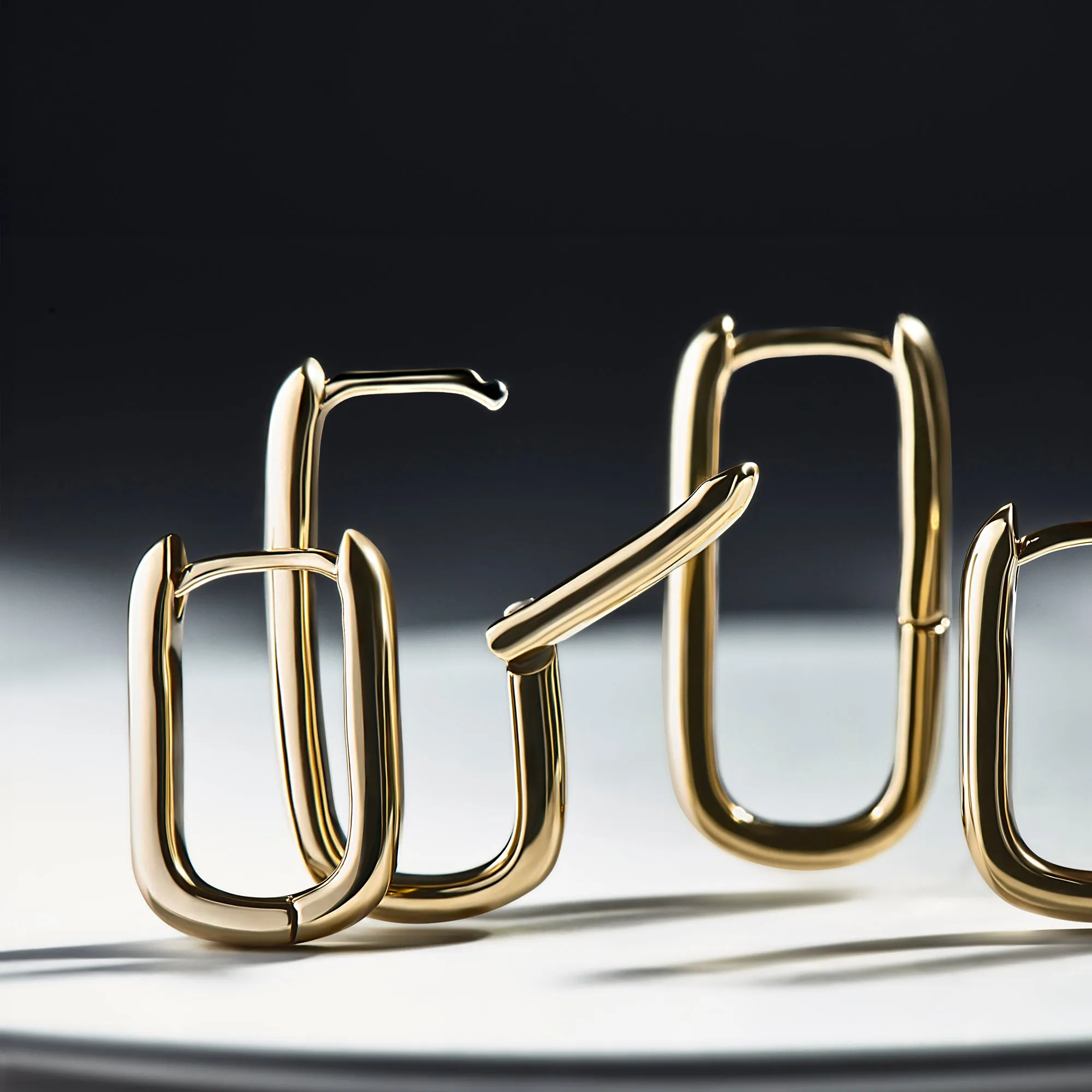 Suzie Medium Huggie Earrings