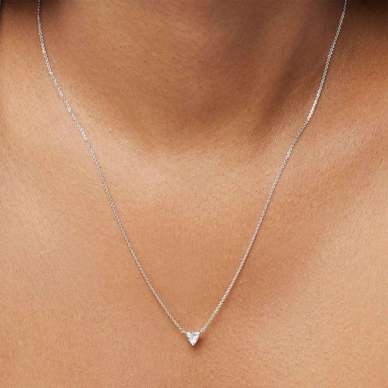Trillion Solitaire Pendant | White (0.38ct)
