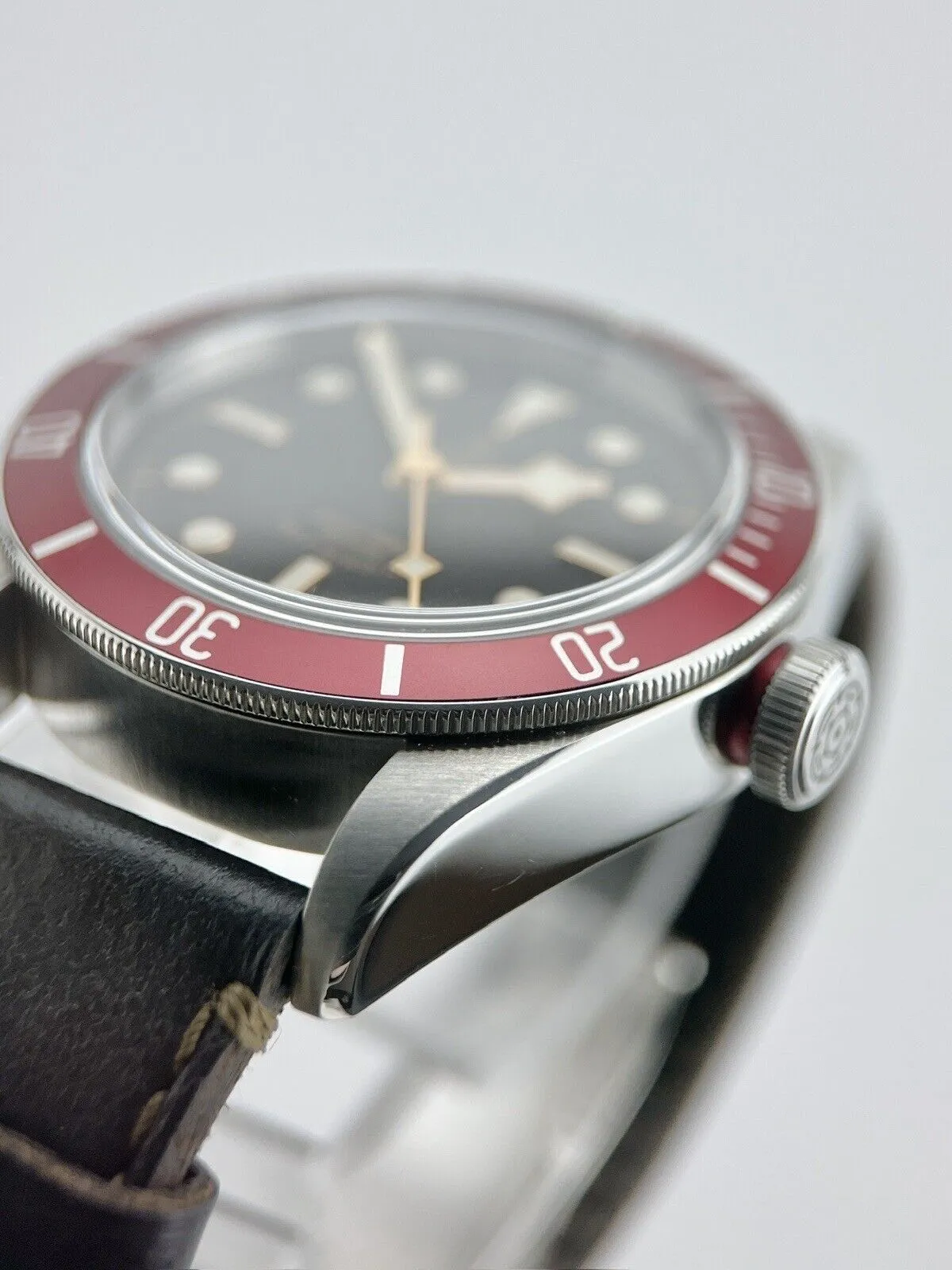 TUDOR Heritage Black Bay Smiley 79220R Red Bezel Automatic Men's Watch 40mm
