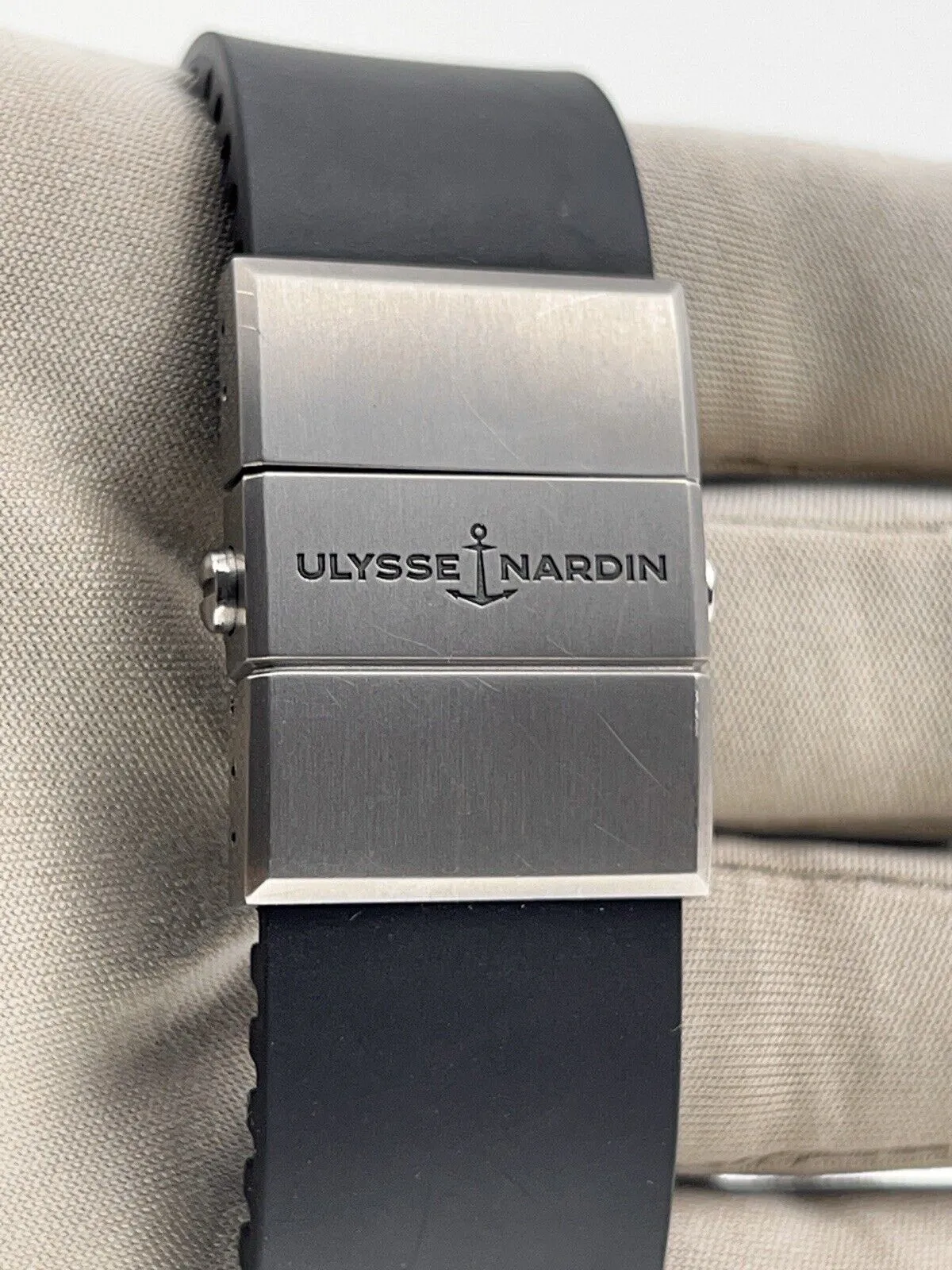 Ulysse Marine Regatta Stainless Steel White 44mm Automatic Men’s Watch 1553-155