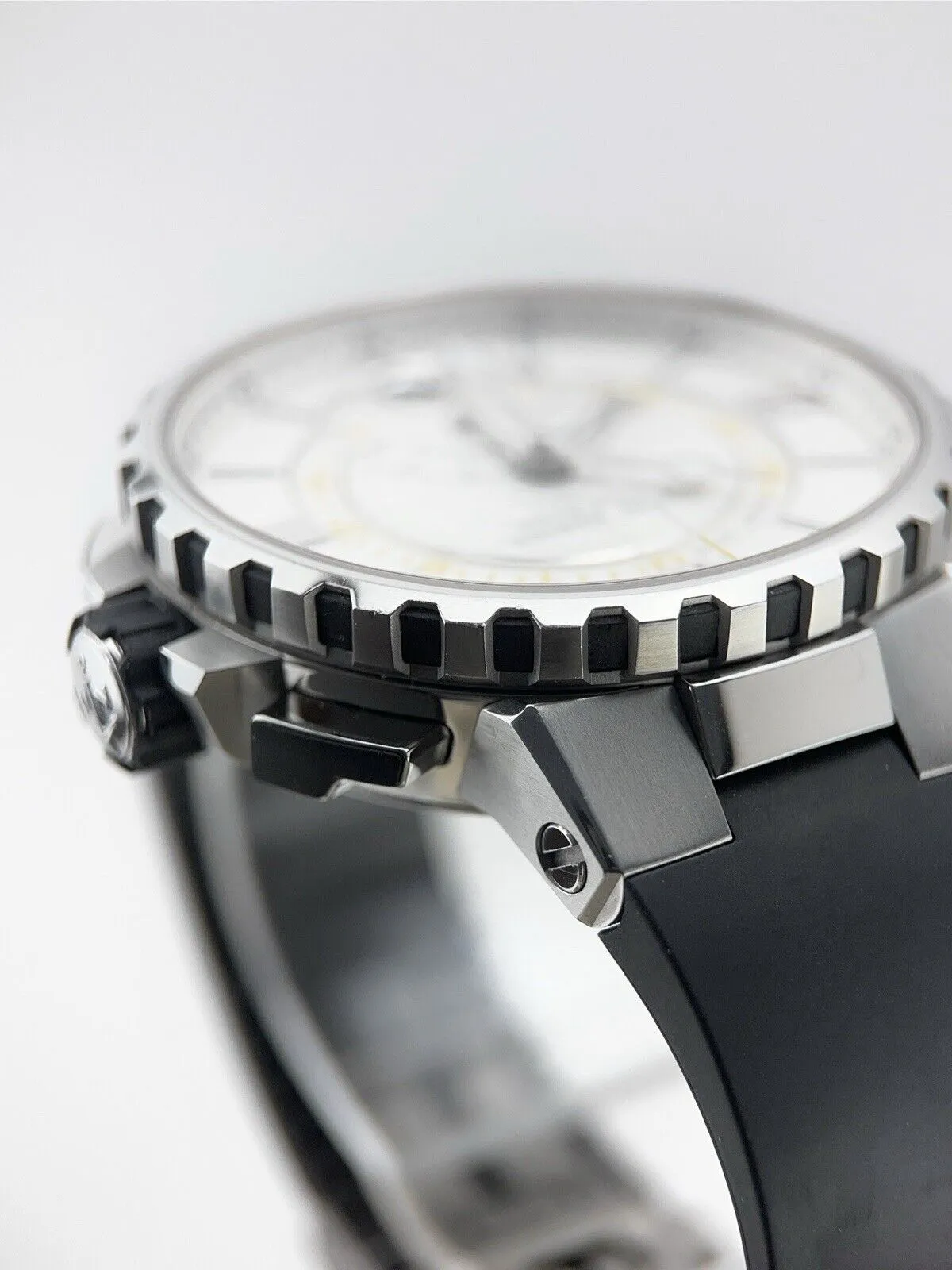 Ulysse Marine Regatta Stainless Steel White 44mm Automatic Men’s Watch 1553-155