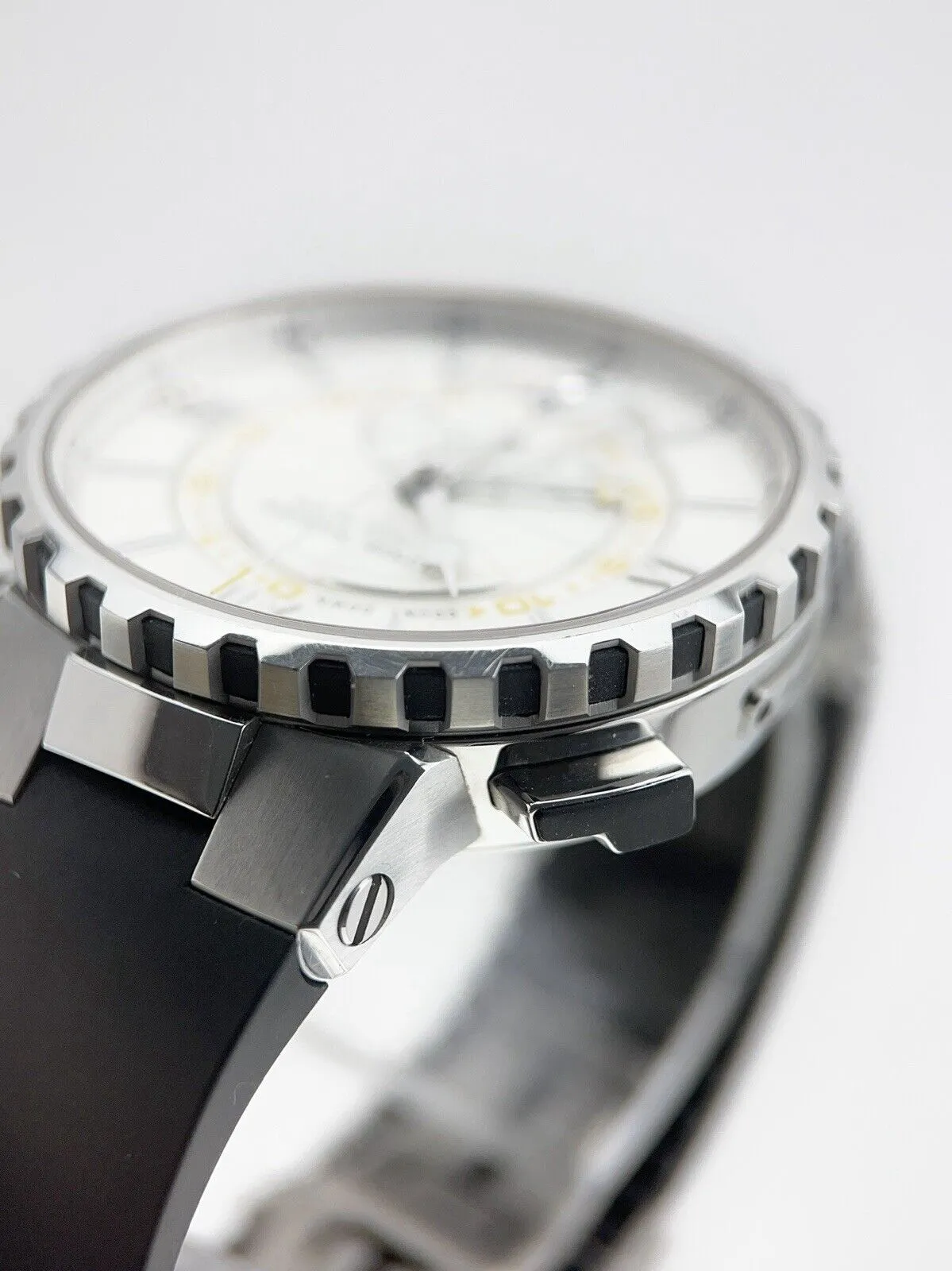 Ulysse Marine Regatta Stainless Steel White 44mm Automatic Men’s Watch 1553-155