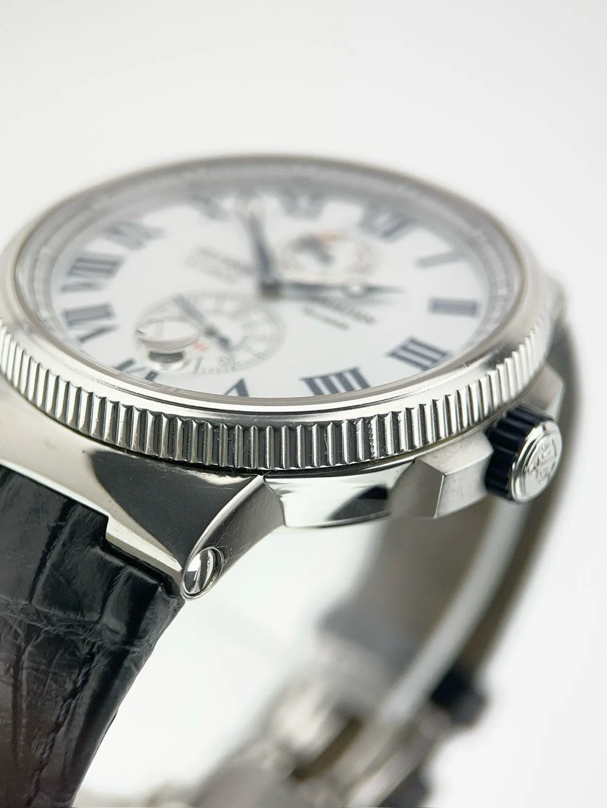 Ulysse Nardin Marine Steel White Dial 43mm Automatic Mens Watch 1183-122/40