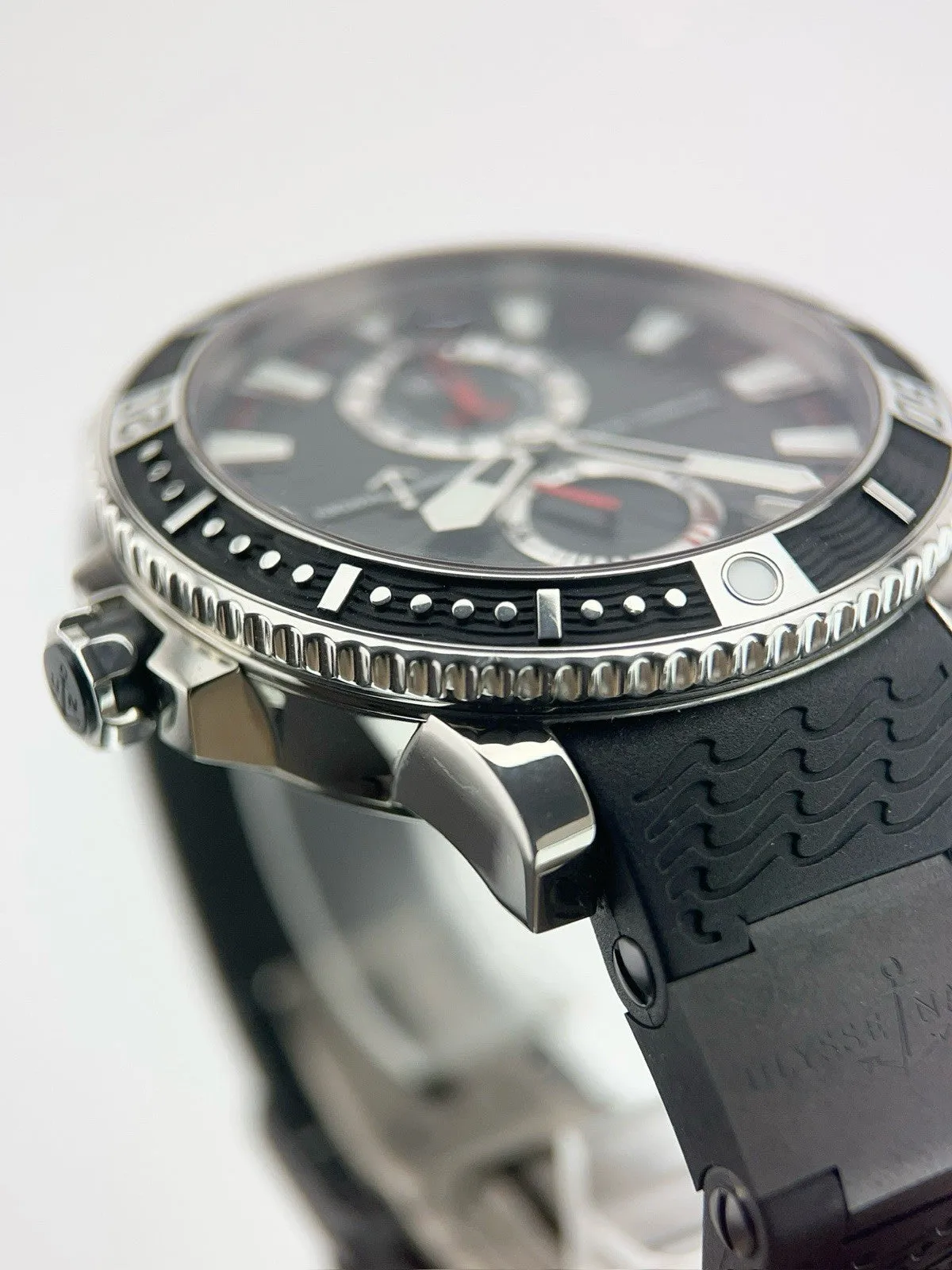 Ulysse Nardin Maxi Marine Stainless Steel Black Dial 42mm Automatic Men’s 263-90