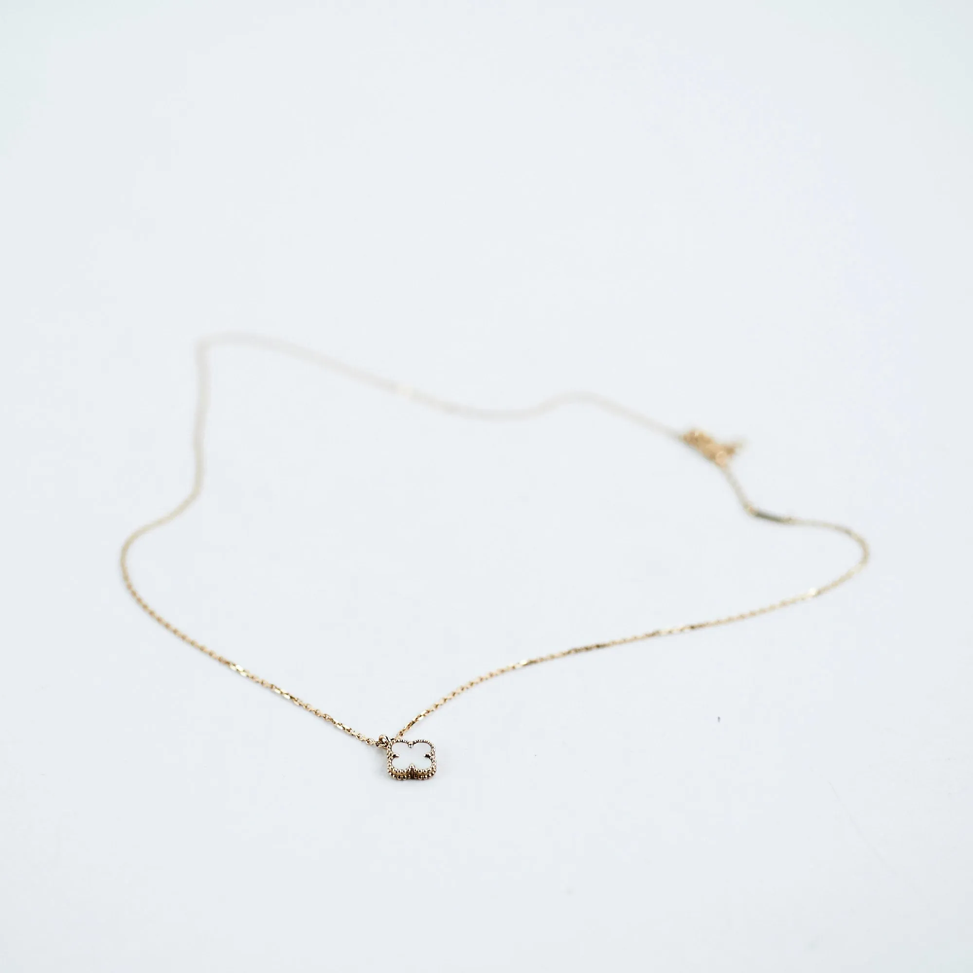 Van Cleef & Arpels Sweet Alhambra Mother Of Pearl Necklace