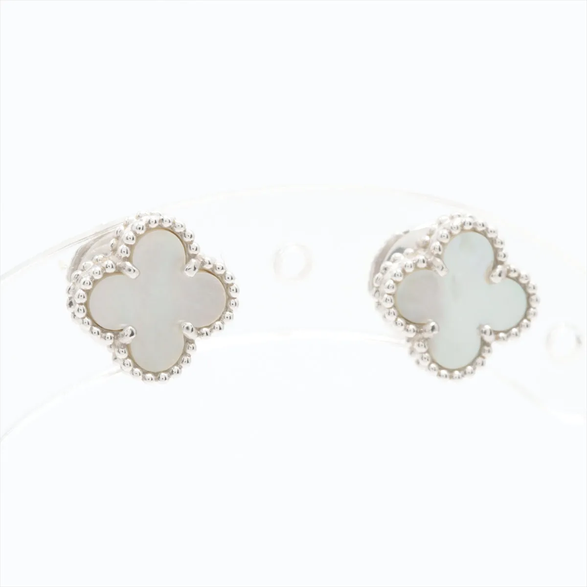 Van Cleef & Arpels Sweet Alhambra shells Earrings 2021