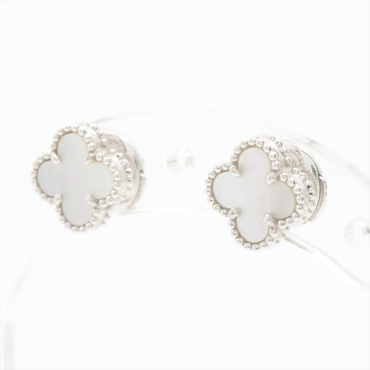 Van Cleef & Arpels Sweet Alhambra shells Earrings 2021