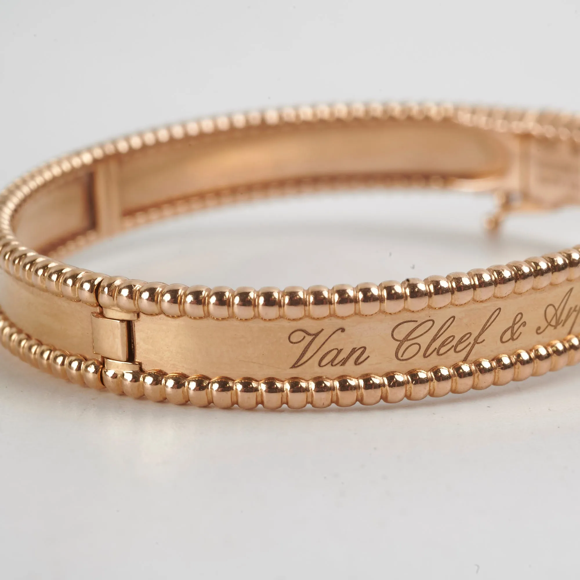 Van Cleef & Arpels VCA Perless Signature Bracelet Small Model Pink Gold 2020