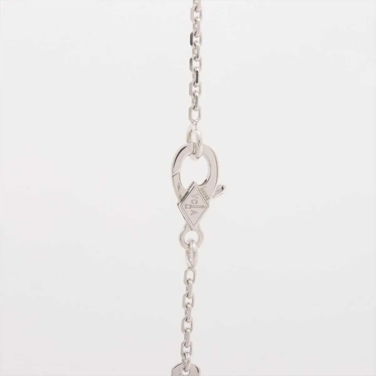 Van Cleef & Arpels Vintage Alhambra Chalcedony Necklace - Oct 2022