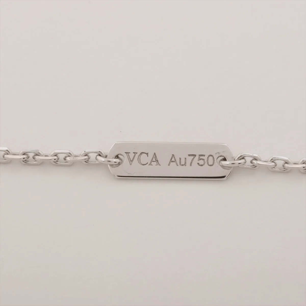 Van Cleef & Arpels Vintage Alhambra Chalcedony Necklace - Oct 2022
