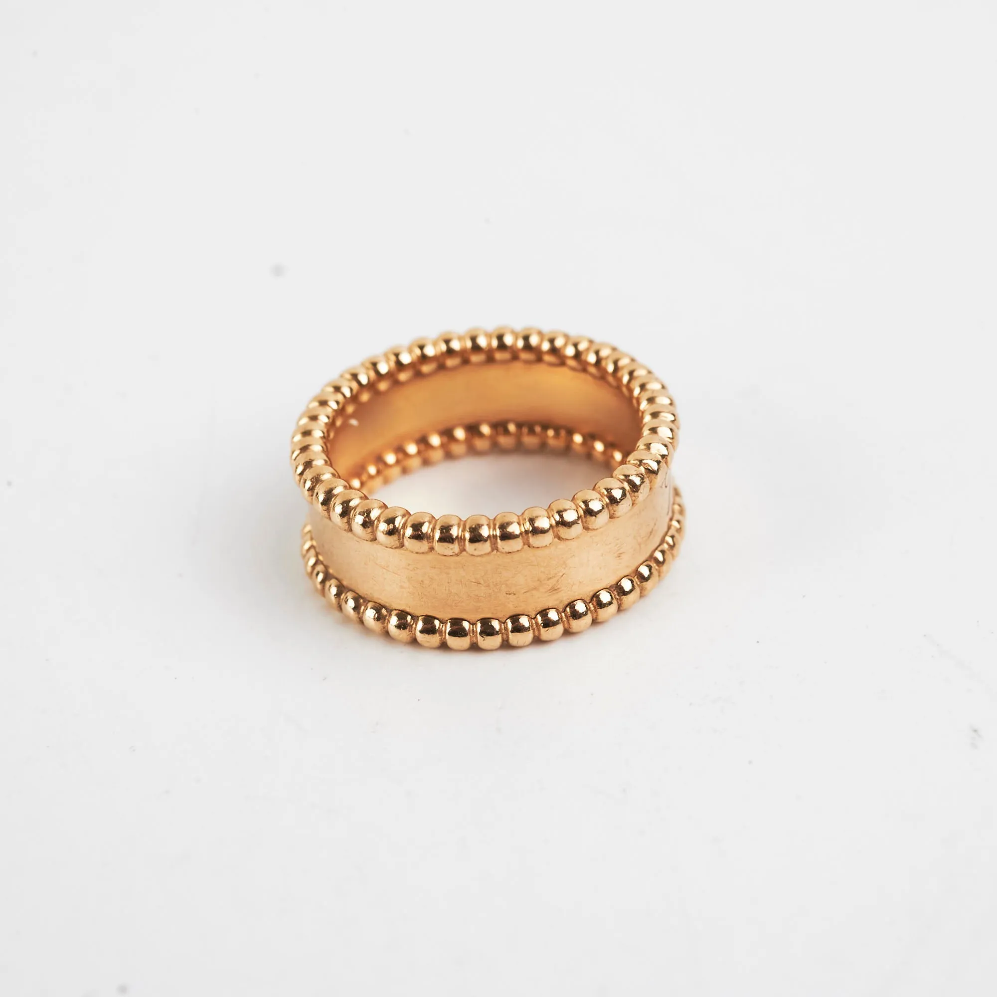 Van Cleef & Arpels Yellow Gold Perlée Signature Ring 53
